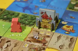 Kingdomino-Tiles-Meeple.webp